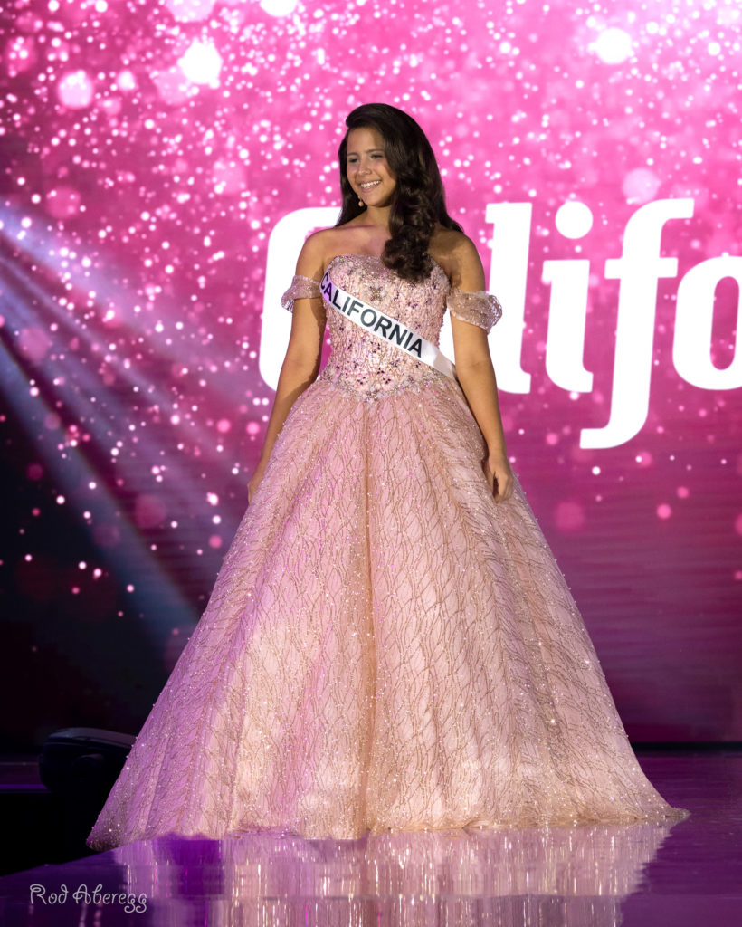 Photo Gallery National American Miss America s 1 Pageant for Girls and Young Women 4 24