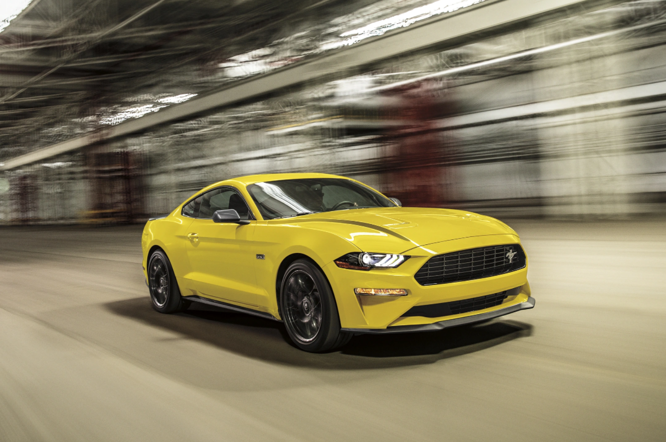 Ford Mustang Photo